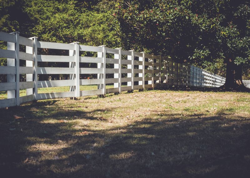 Fence detail